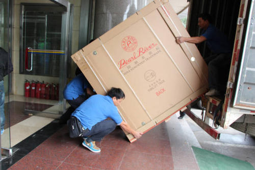 凤城钢琴贵重工艺品无忧运